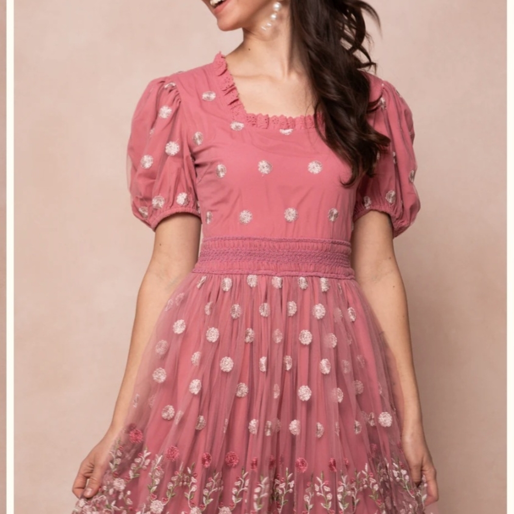 Ivy City Co Zoey Dress In Fairytale Floral
